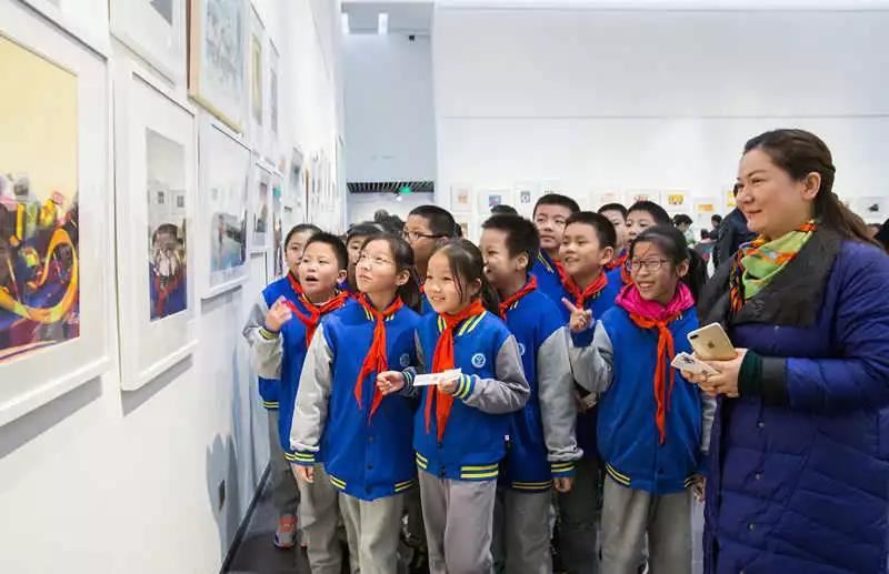 山東出版傳媒股份有限公司內容圖片展示